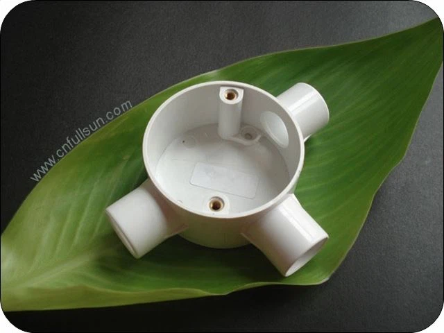 Caja de conexiones de PVC Resistencia a la corrosión de 3 vías