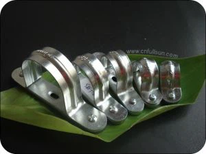 Guarniciones de conducto Barra espaciadora de metal Sillín